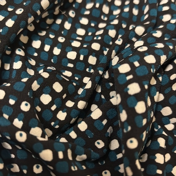 Calvin Klein sleeveless blouse, extra small, checkered, white, black turquoise - Picture 6 of 7